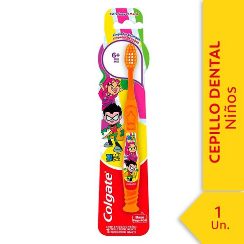 Cepillo dental COLGATE Teen Titans 6+